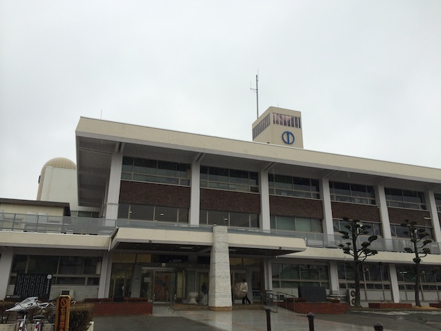 寝屋川市役所本庁舎