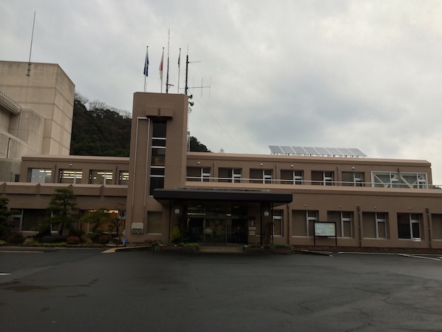 三朝町役場本庁舎