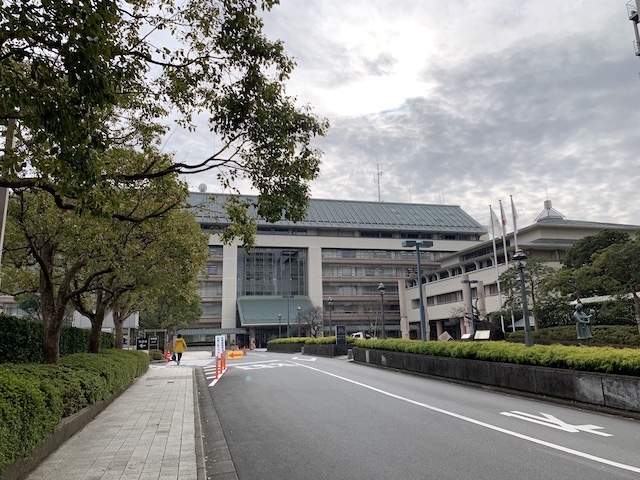 成田市役所本庁舎